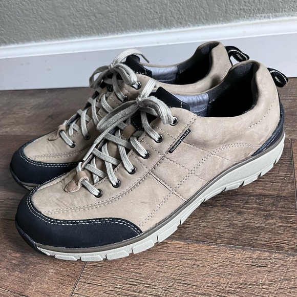 Clark’s outdoor wave walk waterproof hiking sneaker shoes women’s size 11 - Picture 10 of 11